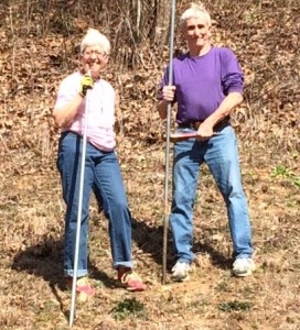 Tom and Jo Anne removing pole 2
